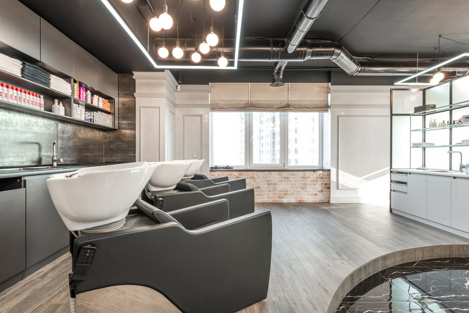 成都天府新区理发店装修洗头床水电怎么走？防水和排水是关键