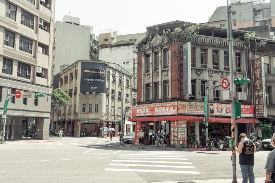 成都武侯区老街区底商改造怎么和住宅协调？排烟和噪音是关键