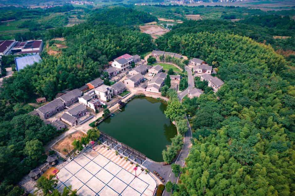 成都蒲江县50㎡老破小小户型全改后，租金真的能翻倍吗？