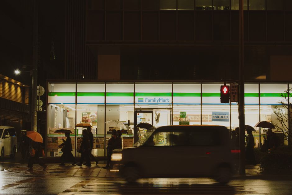 成都邛崃市30㎡奶茶店装修要花多少钱？5万预算能装出网红店质感吗？