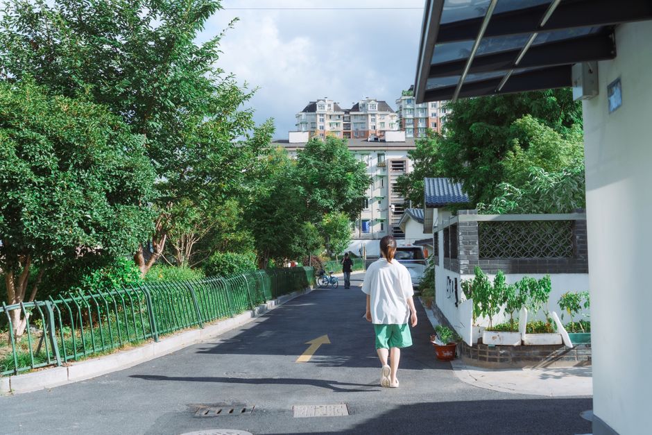 成都金牛区20年老房子翻新水电改造要多少钱？真实报价拆解
