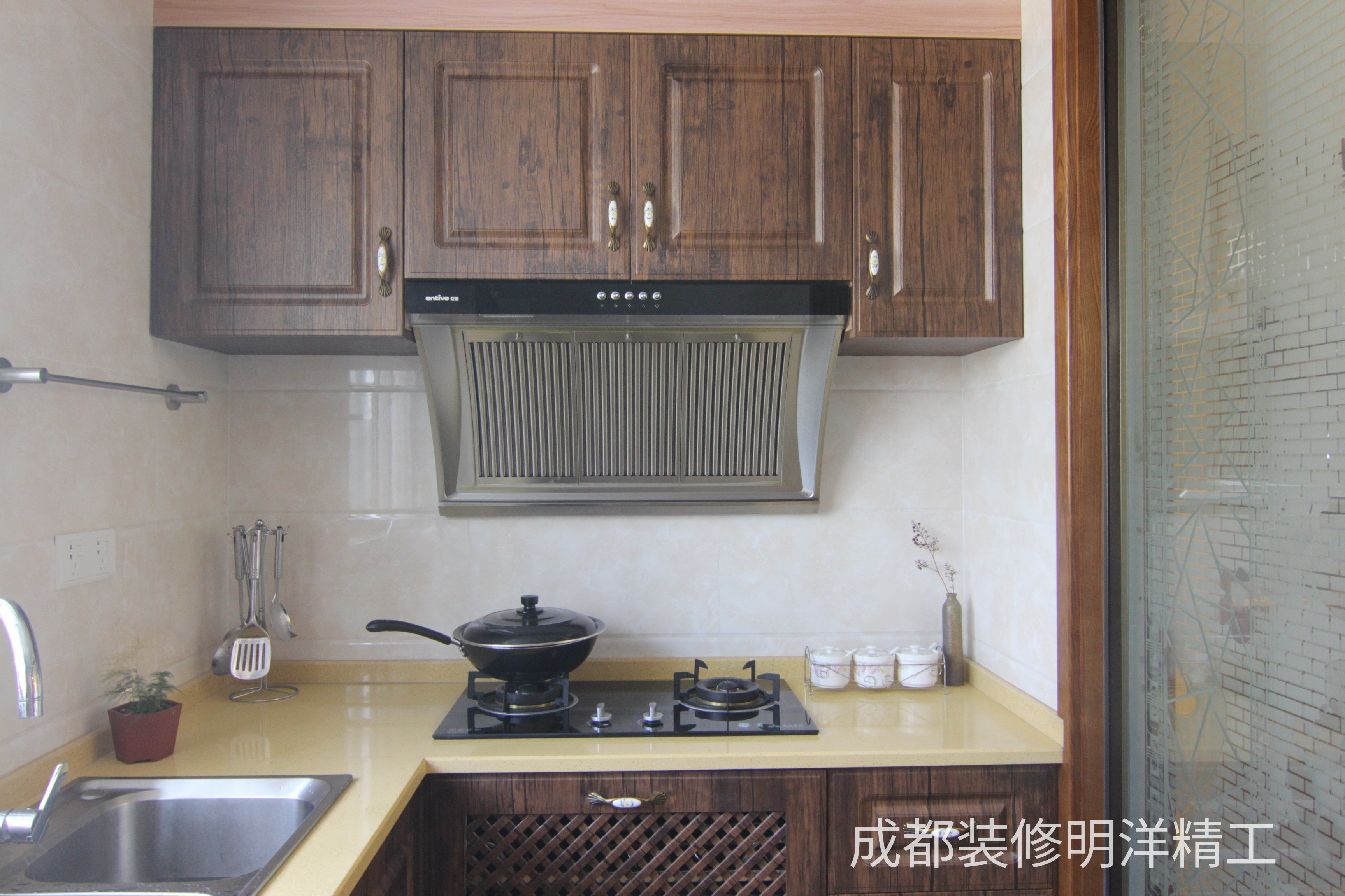 成都成华区简约风装修找工长直管要注意哪些问题？
