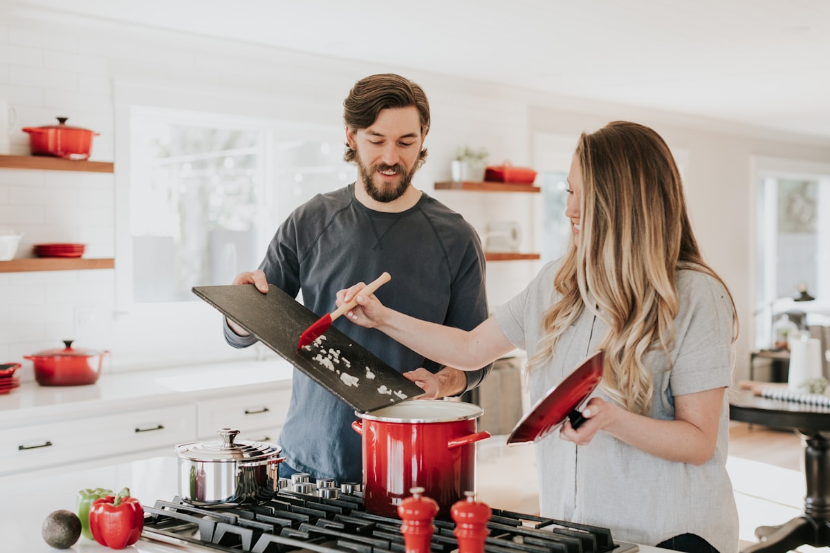 成都金牛区餐饮店装修怎么省钱？后厨布局与开业筹备经验